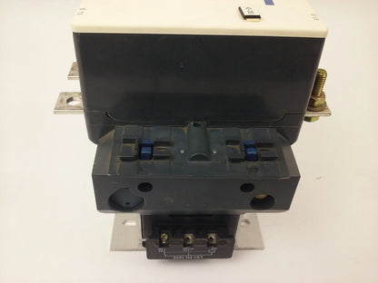 TELEMECANIQUE LC1F330 CONTACTOR,3PH,600VAC, 370A, 250HP, 120/127V 40/400HZ COIL7
