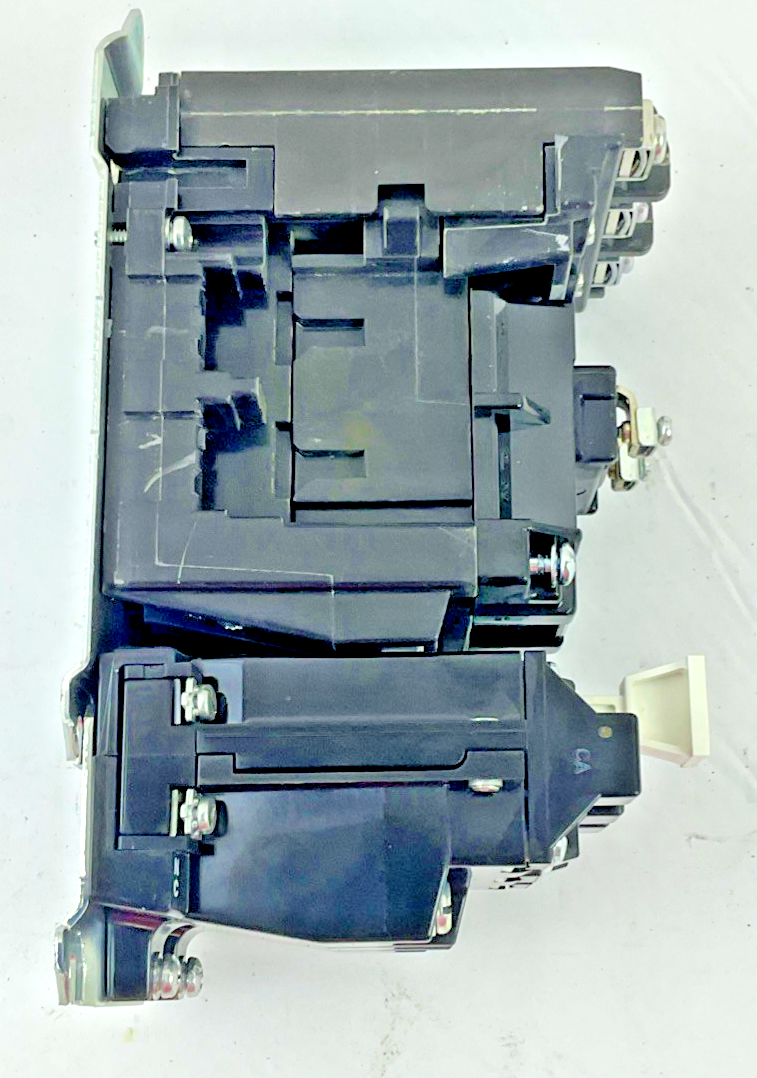 ALLEN BRADLEY 500F-BOD930 SER.C STARTER W/DB762DL COIL 592-EUTB, 595-A024