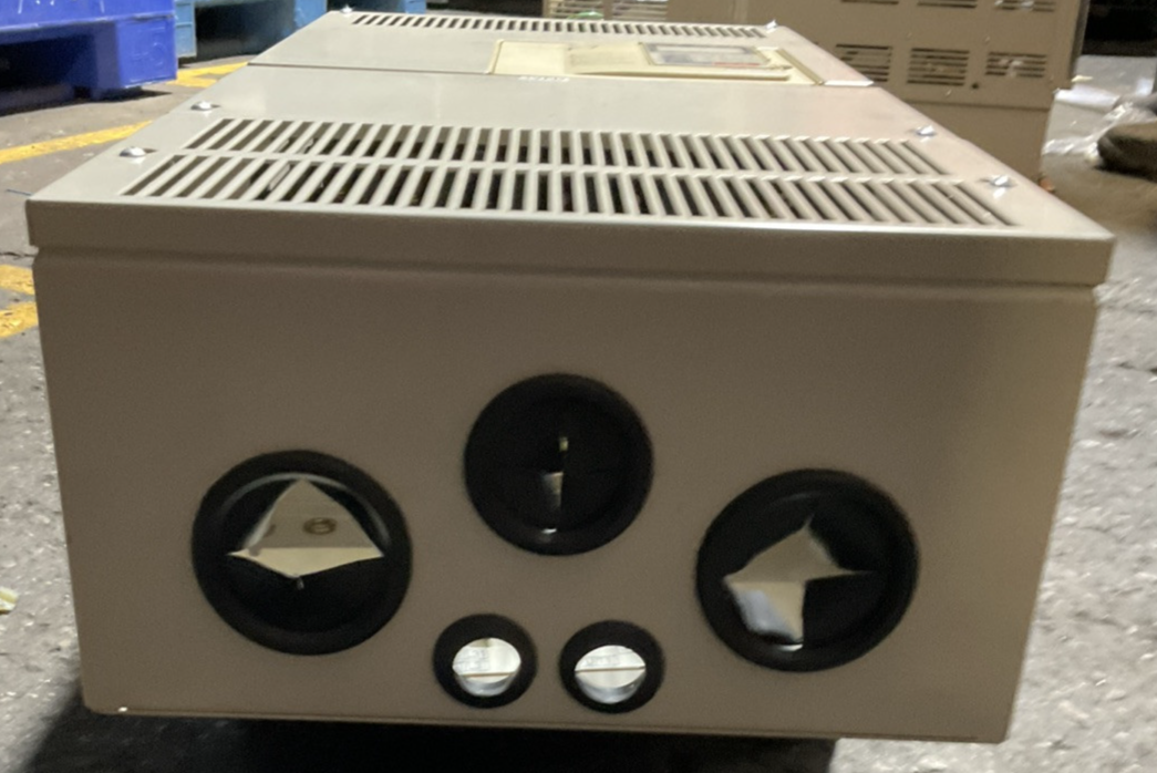 YASKAWA CIMR-F7U4055 AC DRIVE OUTPUT 3PH 0-480VAC2