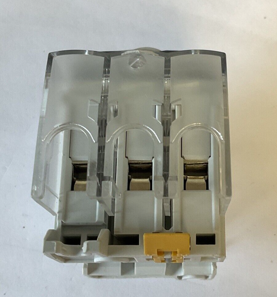 SOCOMEC SIRCO M 40 LOAD BREAK SWITCH 40A 50-60HZ7