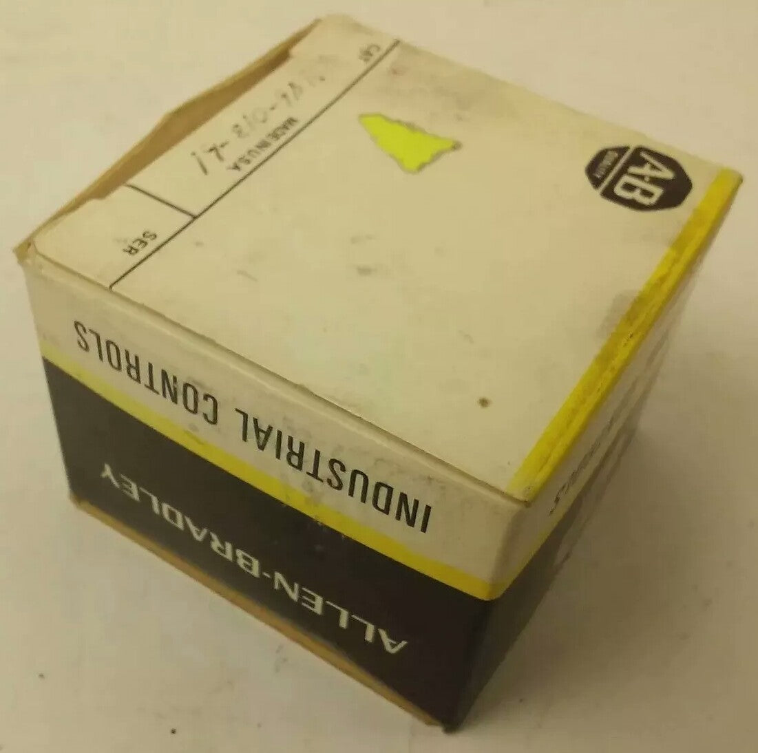 ALLEN BRADLEY 40146-013-61 OPERATING HEAD 4014601361 , 401464