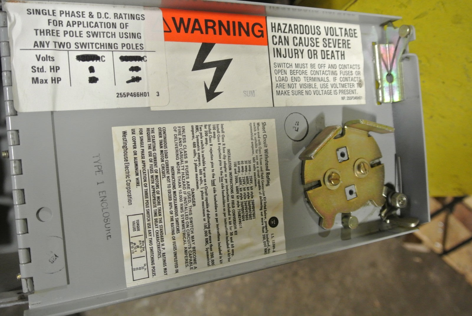 WESTINGHOUSE FDPT3211R - TWIN PANELBOARD SWITCH - 240V, 30A, 3-POLE / EACH7