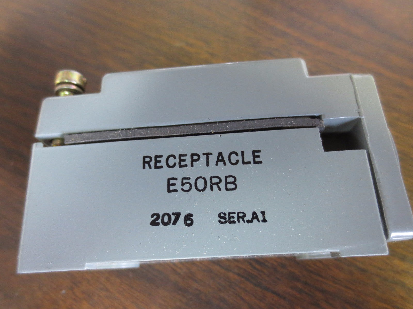 CUTLER-HAMMER E50SB LIMIT SWITCH BODY - 2 N.O., 2 N.C. 600VAC - NEW SURPLUS5