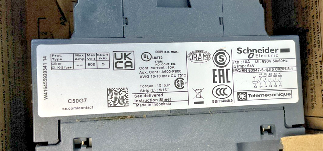 SCHNEIDER ELECTRIC CAD50G7 CONTROL RELAY 120V 50/60HZ7