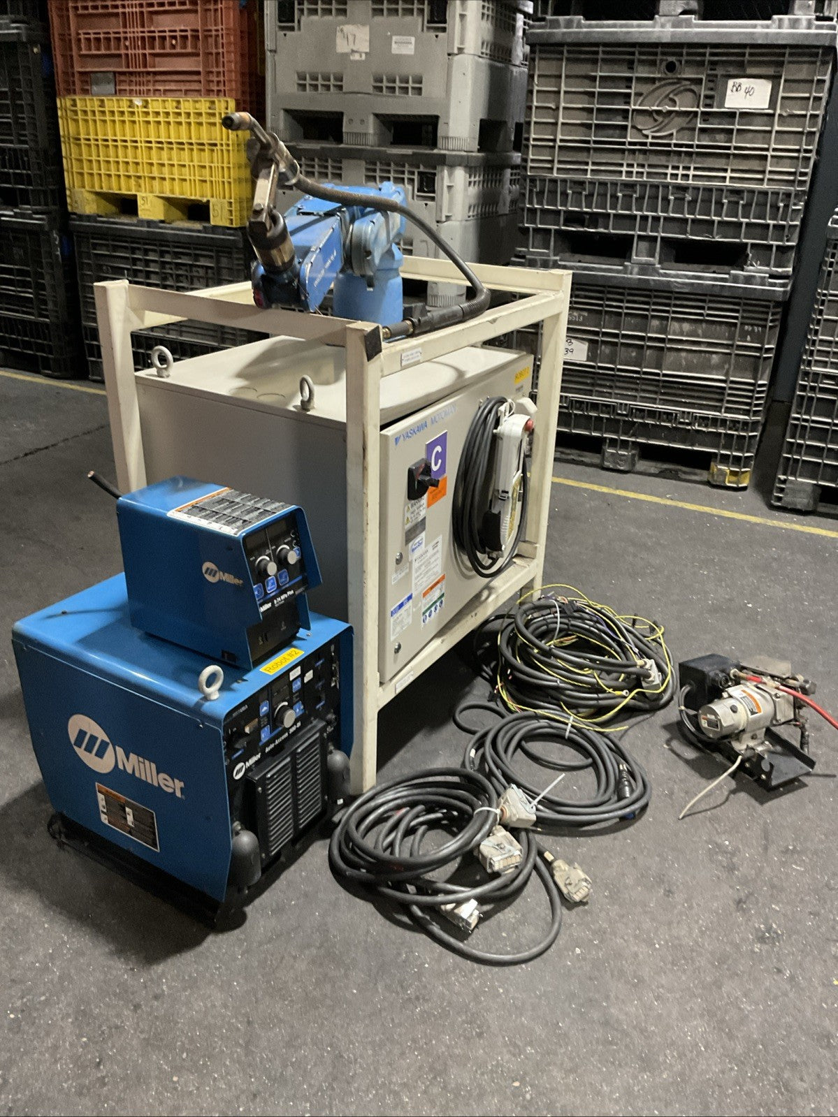 YASKAWA YR-MH00005-E10 WELDING DX100/MH5 TYPE ERDR-MH00005-B32 3PH 480V 50/60HZ2