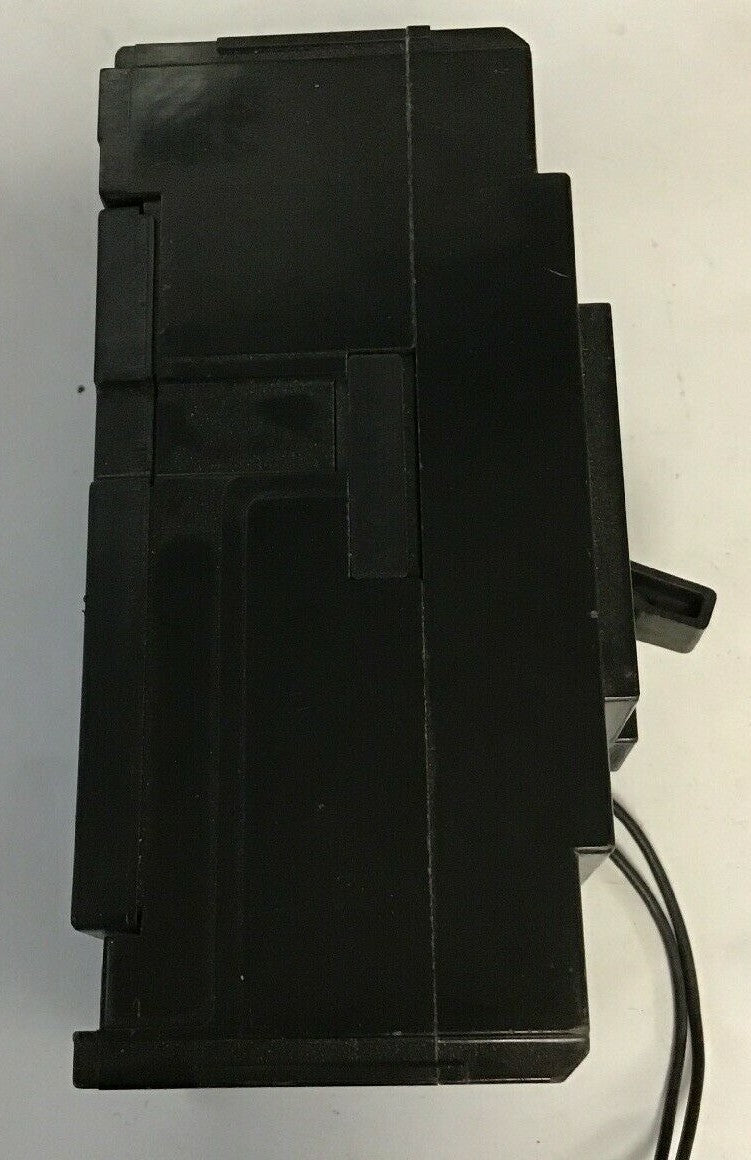 FUJI ELECTRIC SG53R CIRCUIT BREAKER 30AMP 100-200V 25KA 3