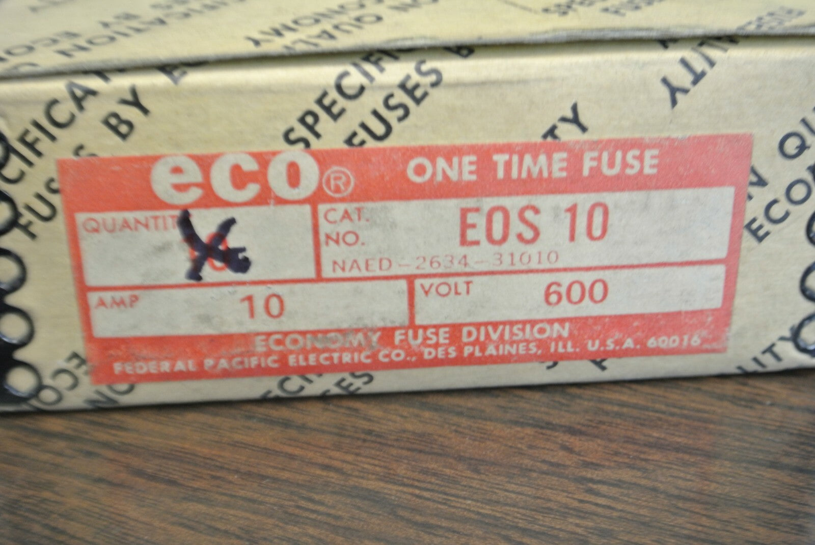 LOT of 9 / ECO / ECONOMY EOS10 ONE-TIME FUSE / 10A / 600V NEW SURPLUS4