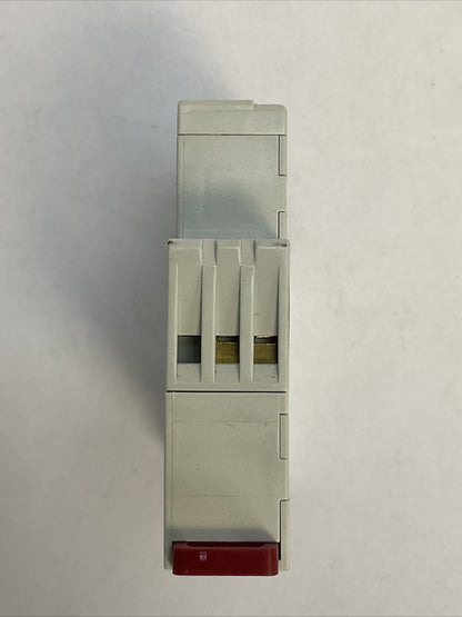 ALLEN BRADLEY 700-FEA1TU22 TIMER ON-DELAY SER A 110...120VAC 24VAC/DC3