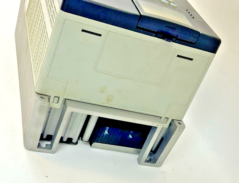 ALLEN BRADLEY 20AD014A0AYNANC0 POWERFLEX AC DRIVE SER.A 480V FRM:5.001 10HP6