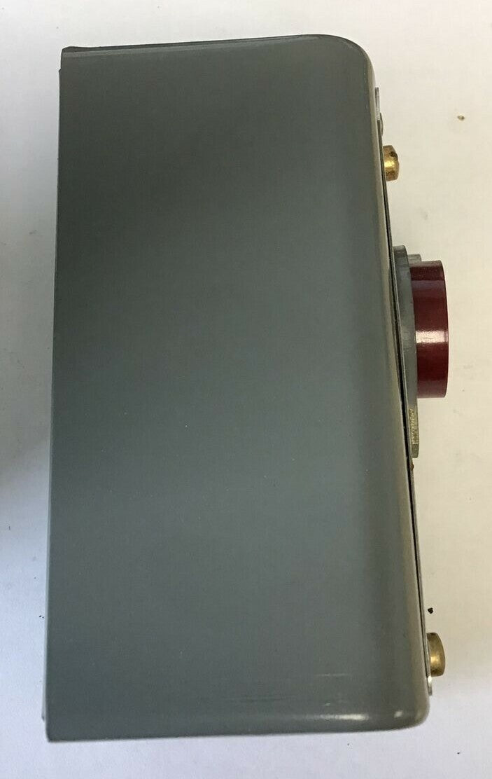 WESTINGHOUSE SD2 PUSH BUTTON STATION STANDARD DUTY 600V 6