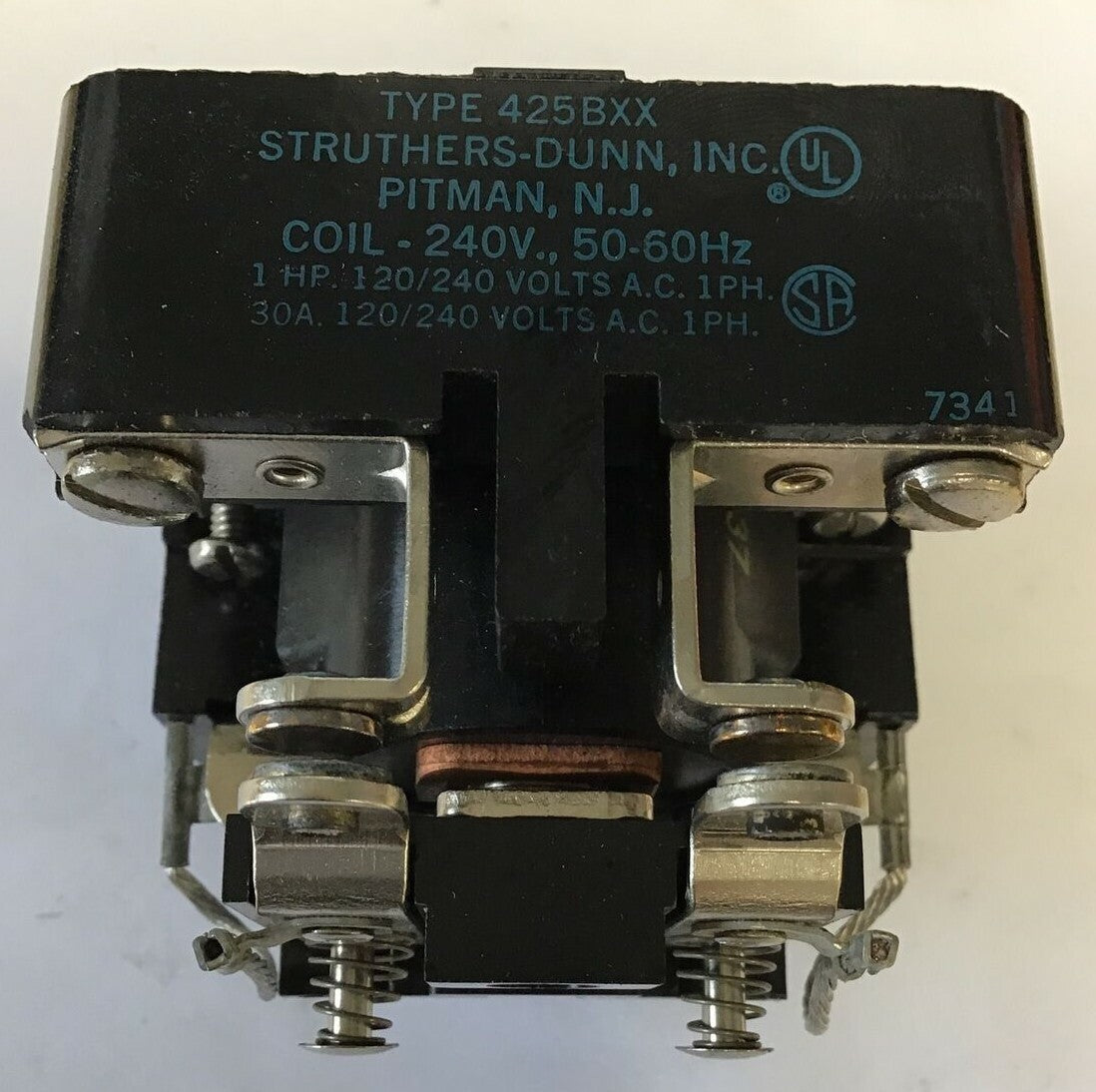 STRUTHERS-DUNN TYPE 425BXX RELAY COIL 240V 50-60HZ 1HP 30A 120/240VAC0
