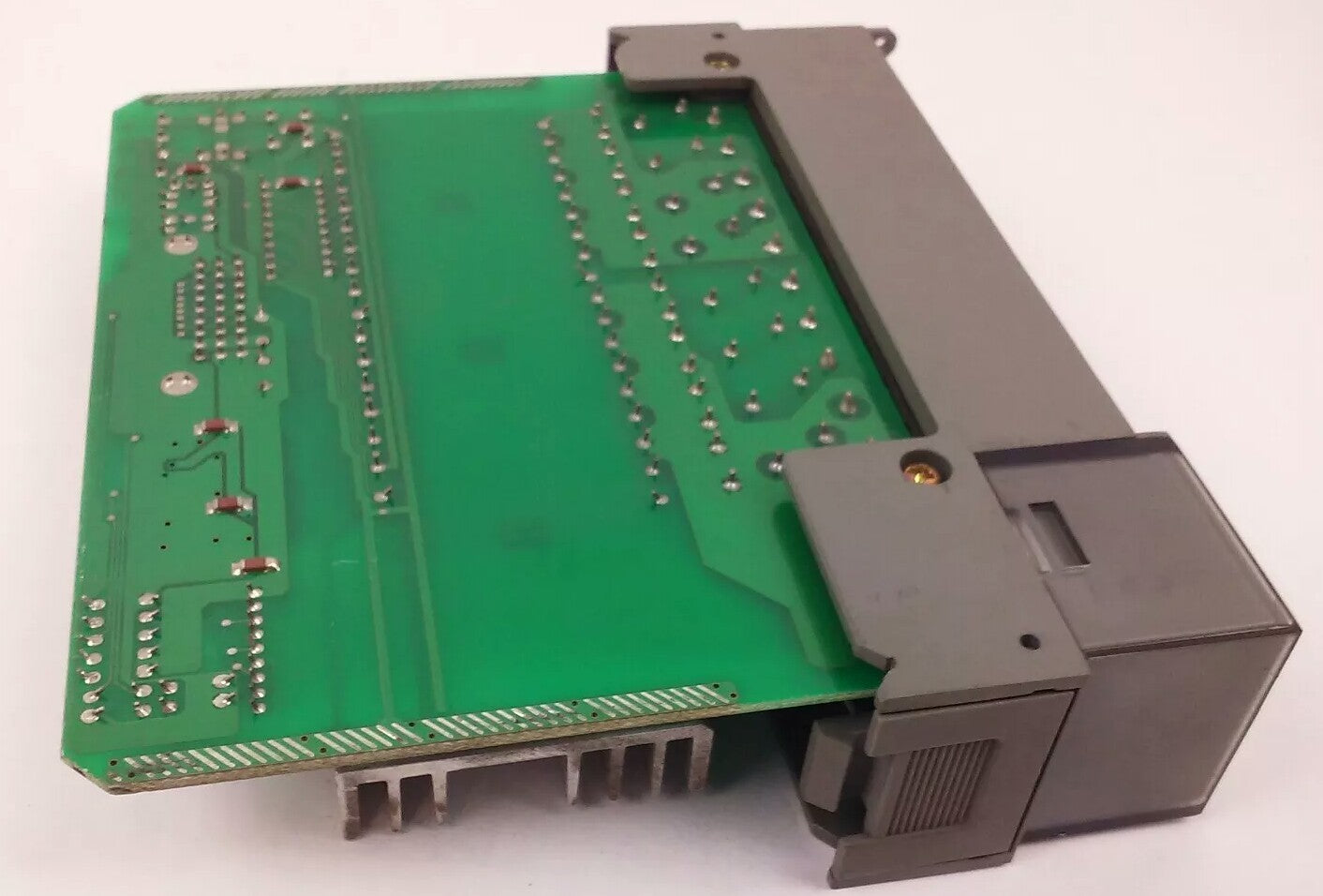 ALLEN-BRADLEY, SLC 500 1746-OA8, SERIES A, OUPUT MODULE,85-265VAC, 50/60HZ, USED5