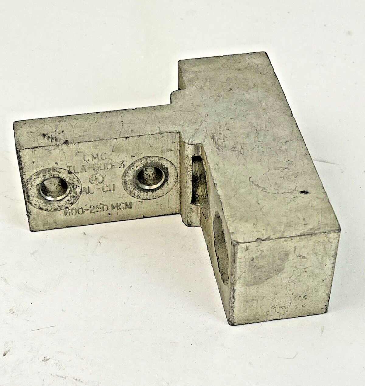 CMC - TLA-600-3- BREAKER TERMINAL LUG  - AL-CU, 600-250 MCM0