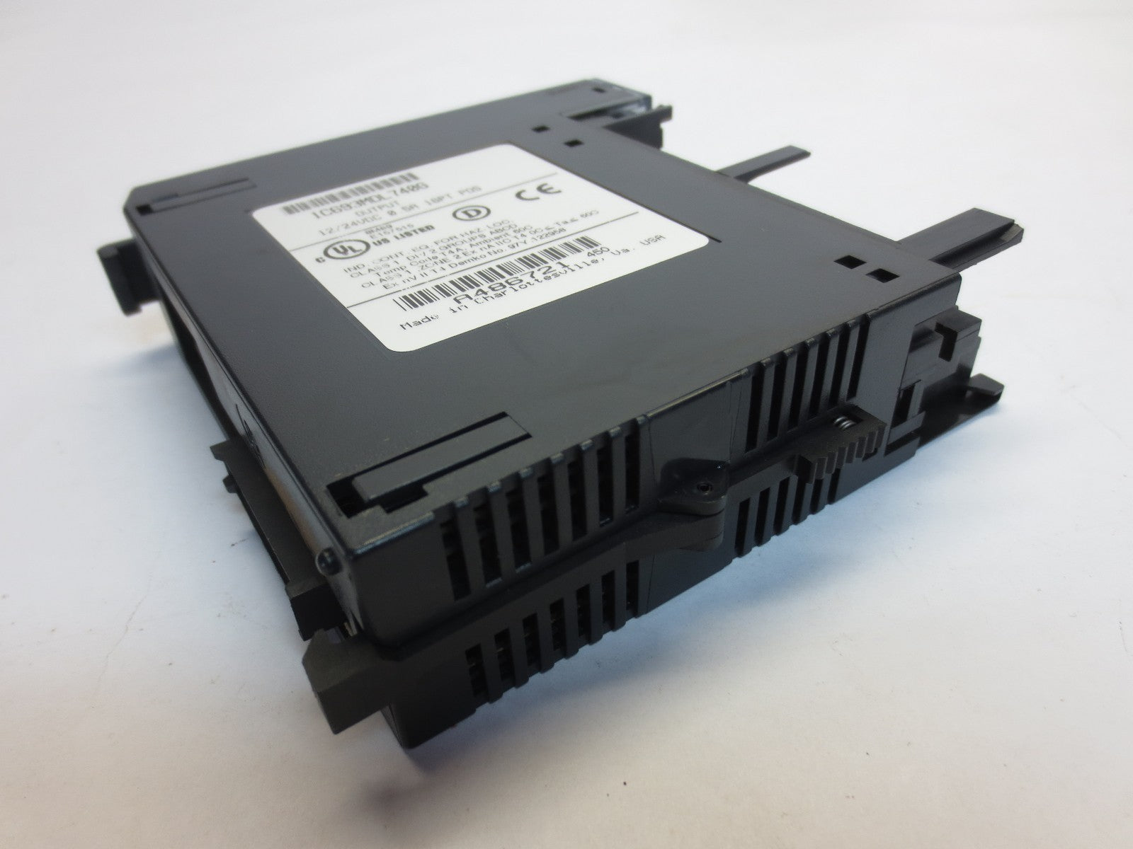 GE FANUC IC693MDL740G OUTPUT MODULE, 12/24VDC 0.5A 16PT POS - NO "COVER" 3