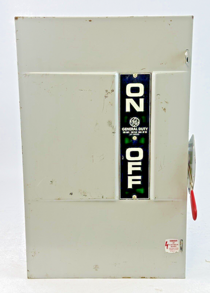 GE - TGN3324 MODEL 6 - SAFETY SWITCH NON-FUSIBLE - 200A/ 240VAC/ 3 POLE/ TYPE 11