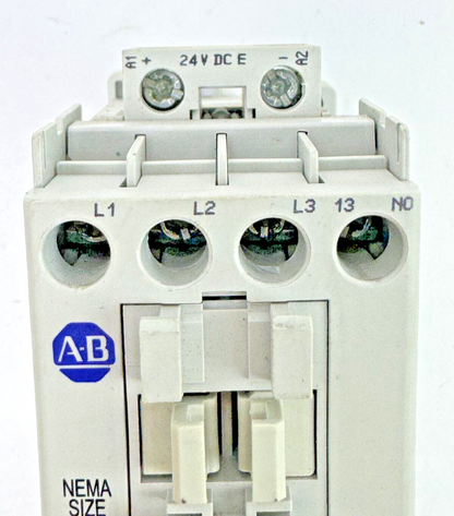 ALLEN BRADLEY - 300-AOE*930 SER. C & 193-EEDB SER. C - 600VAC 18A 3PH COIL 24VDC8