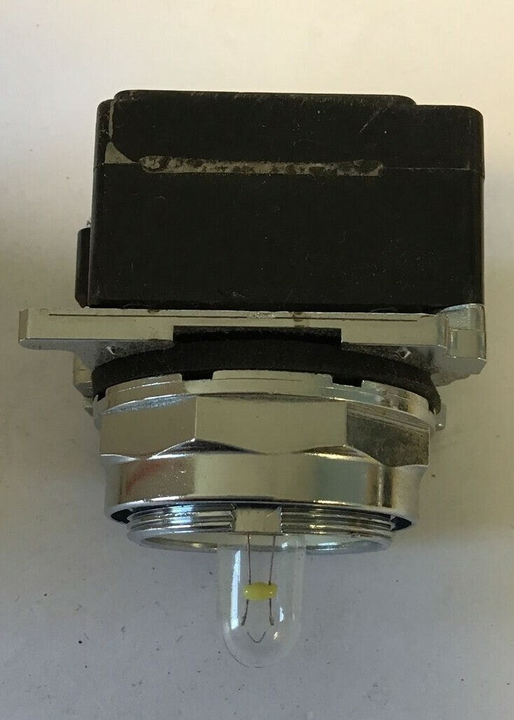 CUTLER HAMMER/ EATON 10250T181N PILOT LIGHT 120V 50/60HZ4