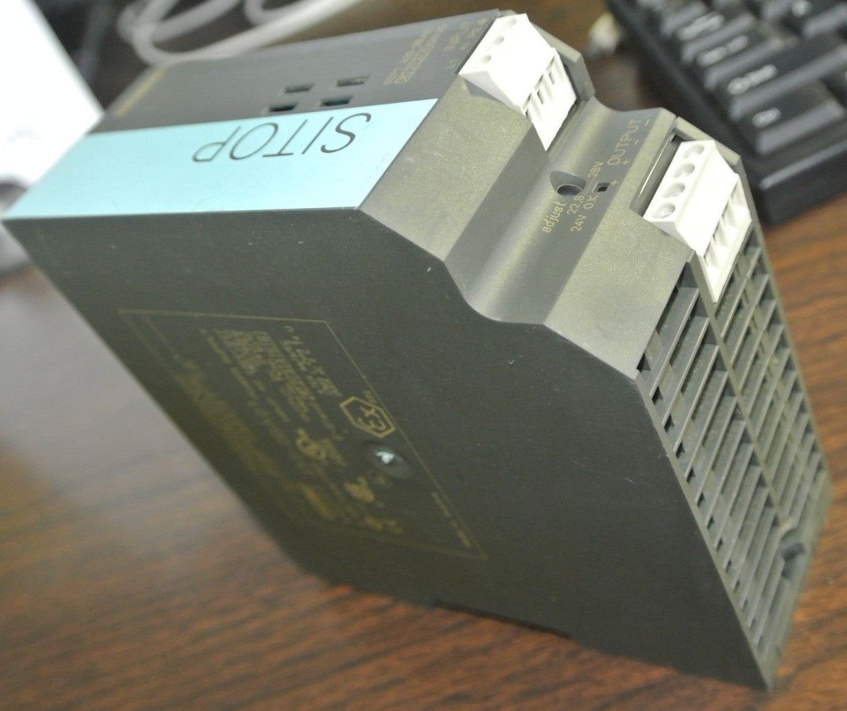 SIEMENS 6EP1-333-2BA01 SITOP SMART POWER SUPPLY - 24VDC, 5A OUTPUT2