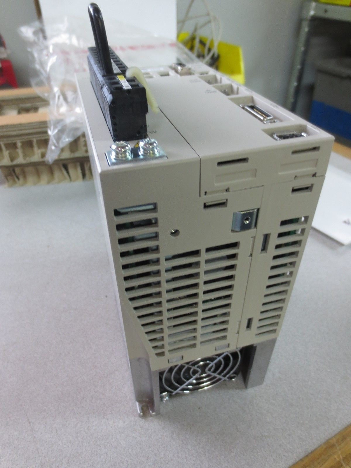 YASKAWA SGDS-15A72AY539 AC SERVOPACK OUTPUT: 230VAC, 0-300Hz 11.6A NEW SURPLUS5