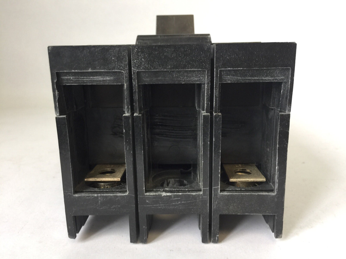 ITE SIEMENS FJ62B150 CIRCUIT BREAKER 600VAC 250VDC 150AMP 2POLE 2