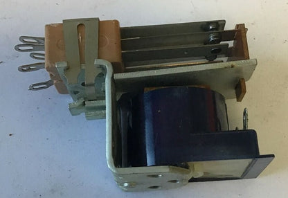 GUARDIAN 900-A410-060714-00 RELAY 230VAC 60CY SERIES 900 ***LOTOF2***6