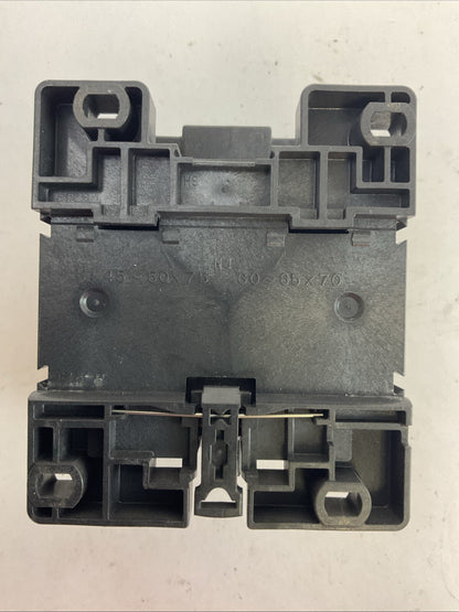 FUJI SC-N2 SC35BAA CONTACTOR 3NC1 600VAC 3PH 30HP 60A COIL 220-240V 60HZ5