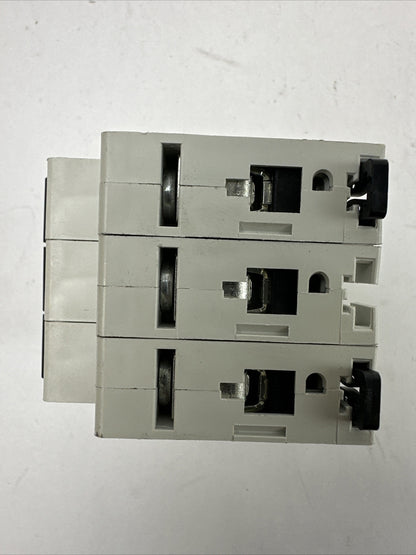 EATON XEFFECT FAZ-C5/3 CIRCUIT BREAKER 408Y/277VAC 5A 3POLE2