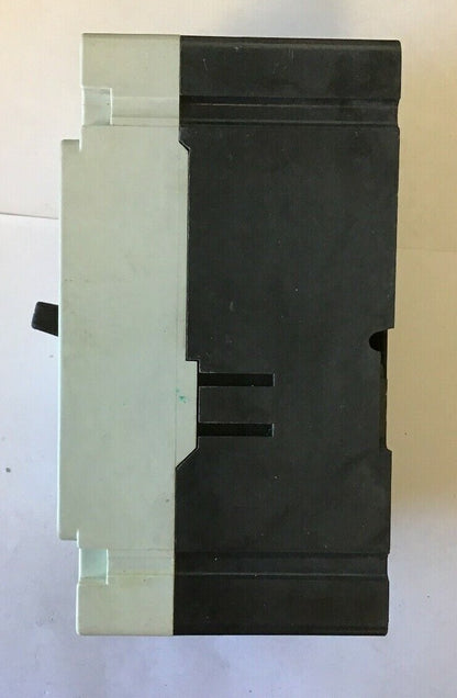 WESTINGHOUSE HMCP007C0C B CIRCUIT PROTECTOR  SER.C 7AMP 3POLE 600VAC-250VDC4