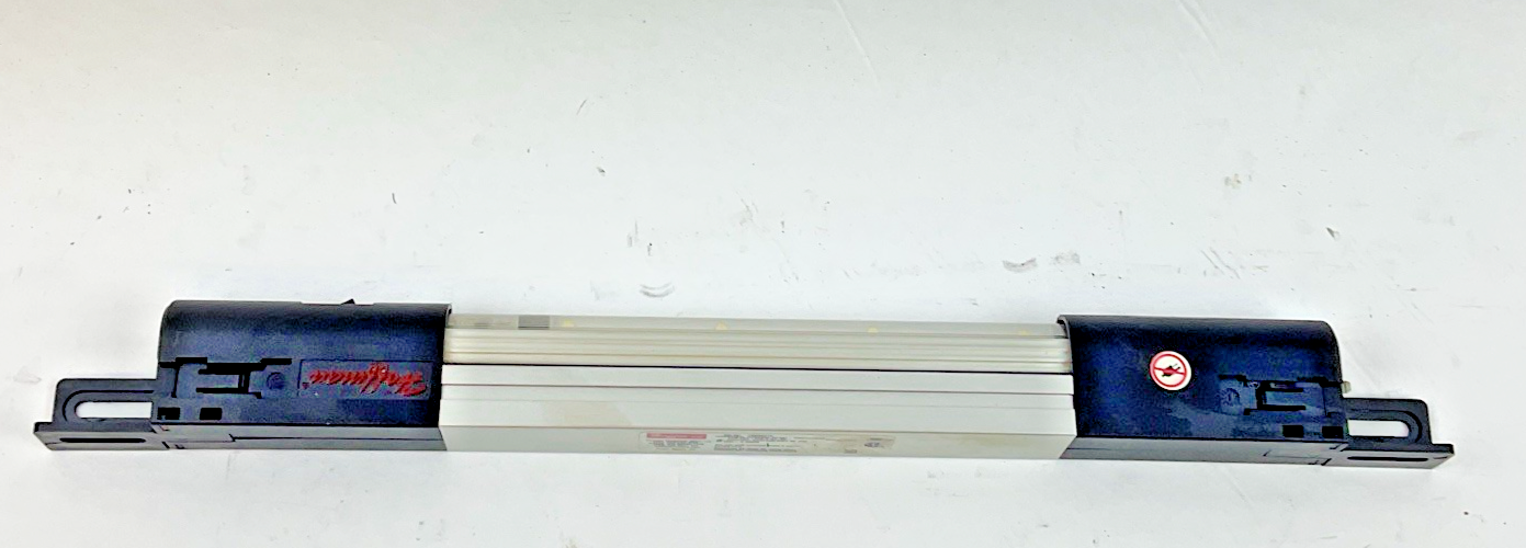 HOFFMAN LED24V15 INDUSTRIAL CONTROL PANEL/ENCLOSURE LIGHT 24VDC***LOTOF2***2