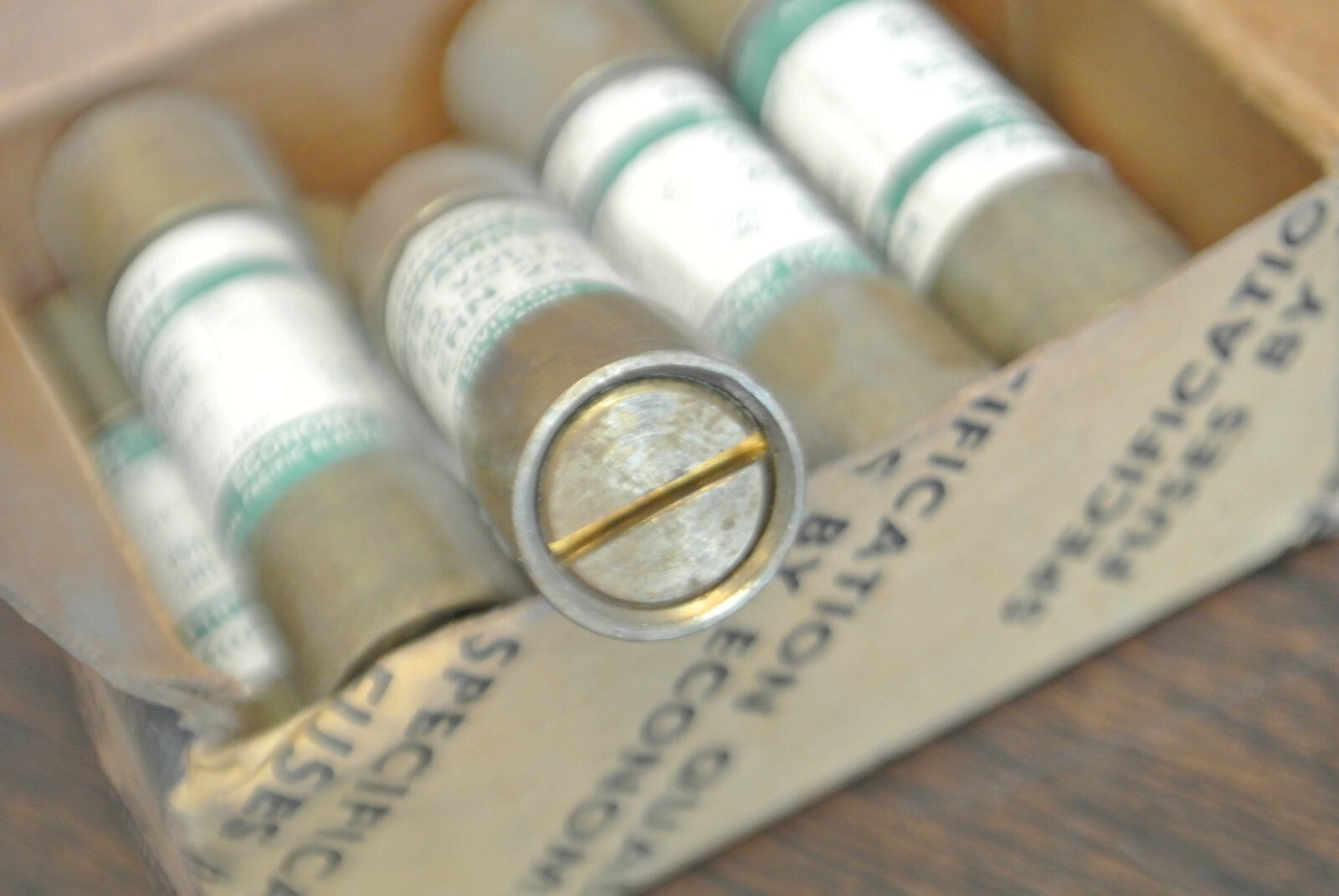 LOT of 9 / ECONOMY ERN25 RENEWABLE FUSE / 25A / 250V / NEW SURPLUS / ERN 250