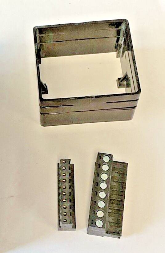 OMEGA DPI16 TEMPERATURE PROCESS CONTROLLER 240VAC 4W 400HZ1