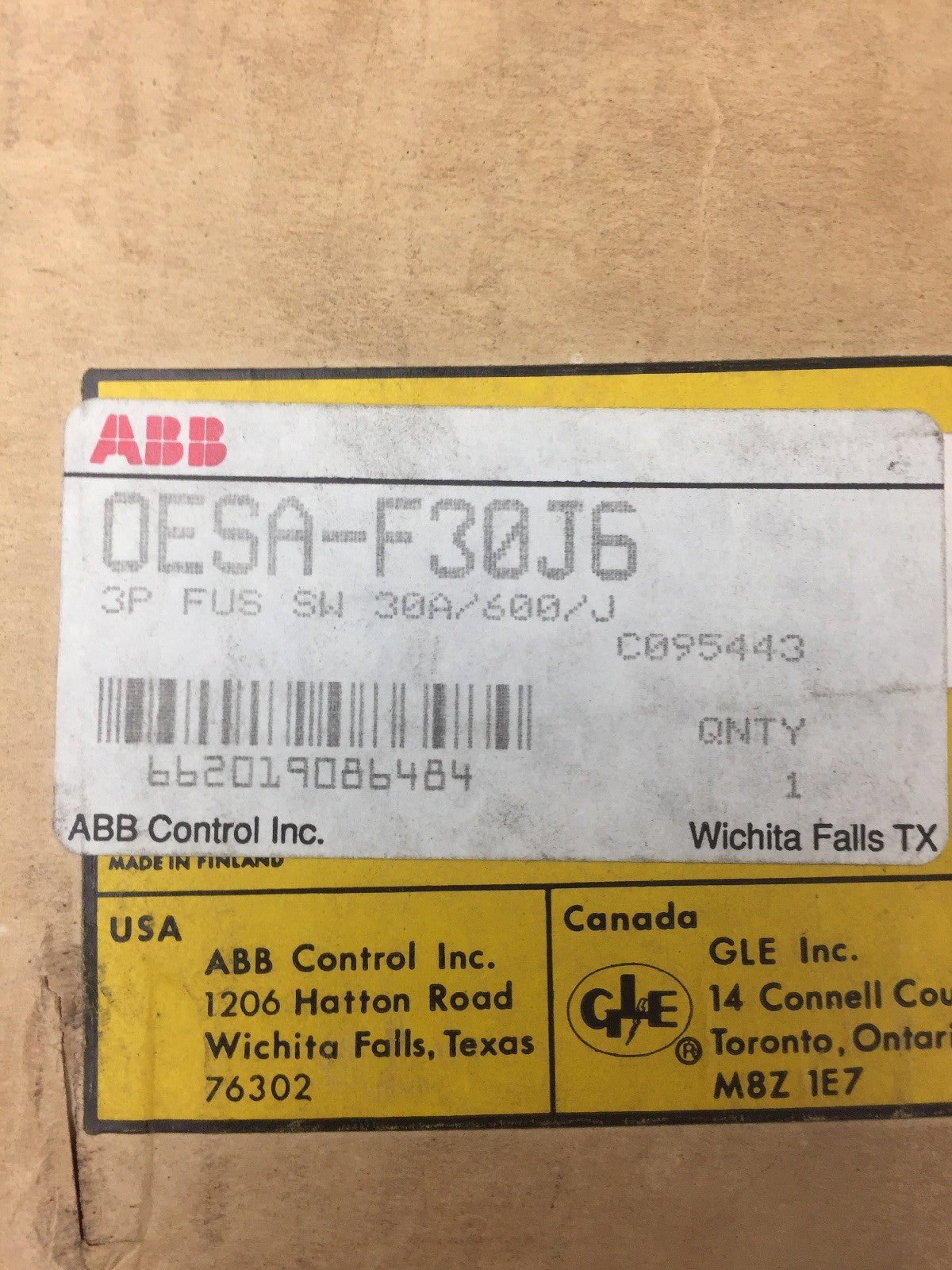 ABB OESA-F30J6 DISCONNECT FUSIBLE SWITCH 3 POLE 30 A 600 V1