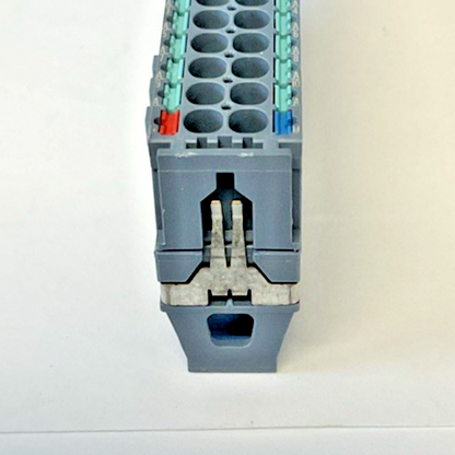 SIEMENS 6ES7 193-6BP20-0BA0 DIGITAL BASE MODULE ***LOTOF10****6