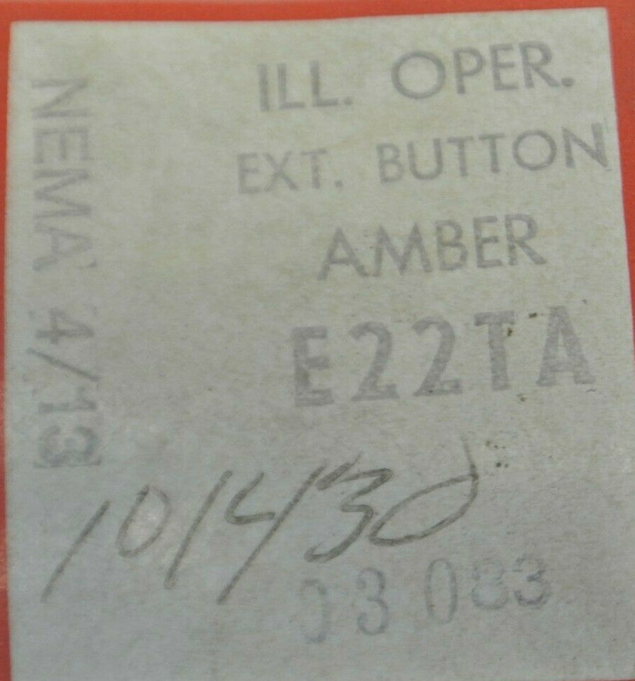 CUTLER-HAMMER E22TA ILLUMINATED OPERATOR EXT. BUTTON / AMBER / NEW SURPLUS1