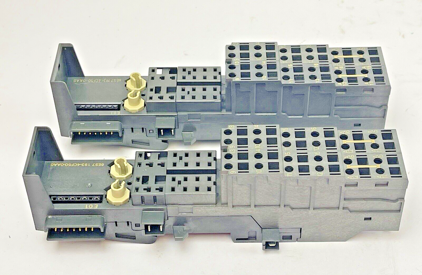 SIEMENS *LOT OF 2* 6ES7 193-4CF50-0AA0 SIMATIC S7 TM-E30C46-A1 TERMINAL MODULES6
