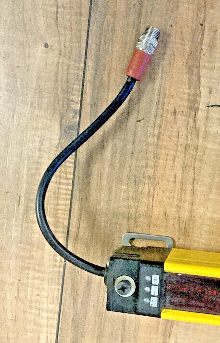 OMRON MSF4800A-30-0400 LIGHT CURTAIN TRANSMITTER AND RECEIVER 24VDC MS4800 STI6