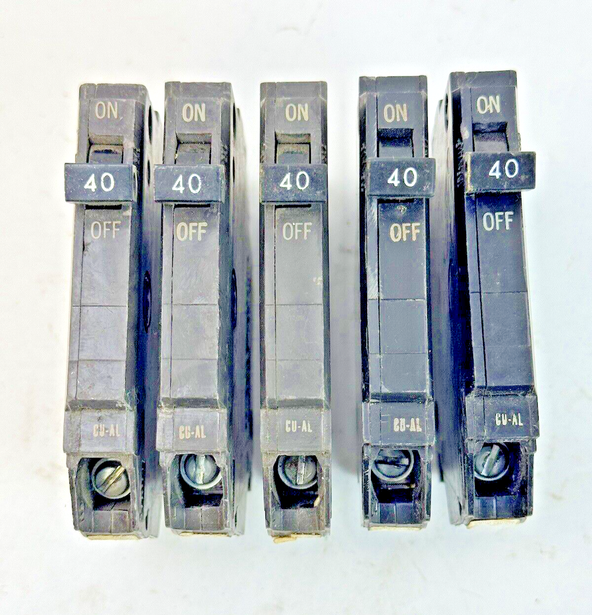 GE **LOT OF 5** - TQP140 - CIRCUIT BREAKERS - 1 POLE, 40 A, 240 VAC, TYPE TQP1