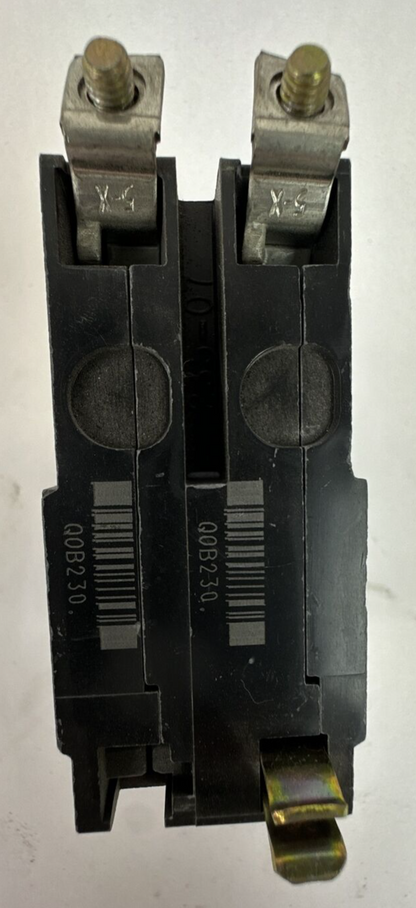 SQUARE D QOB230 CIRCUIT BREAKER 120/240VAC 2POLE 30AMP 10kA1