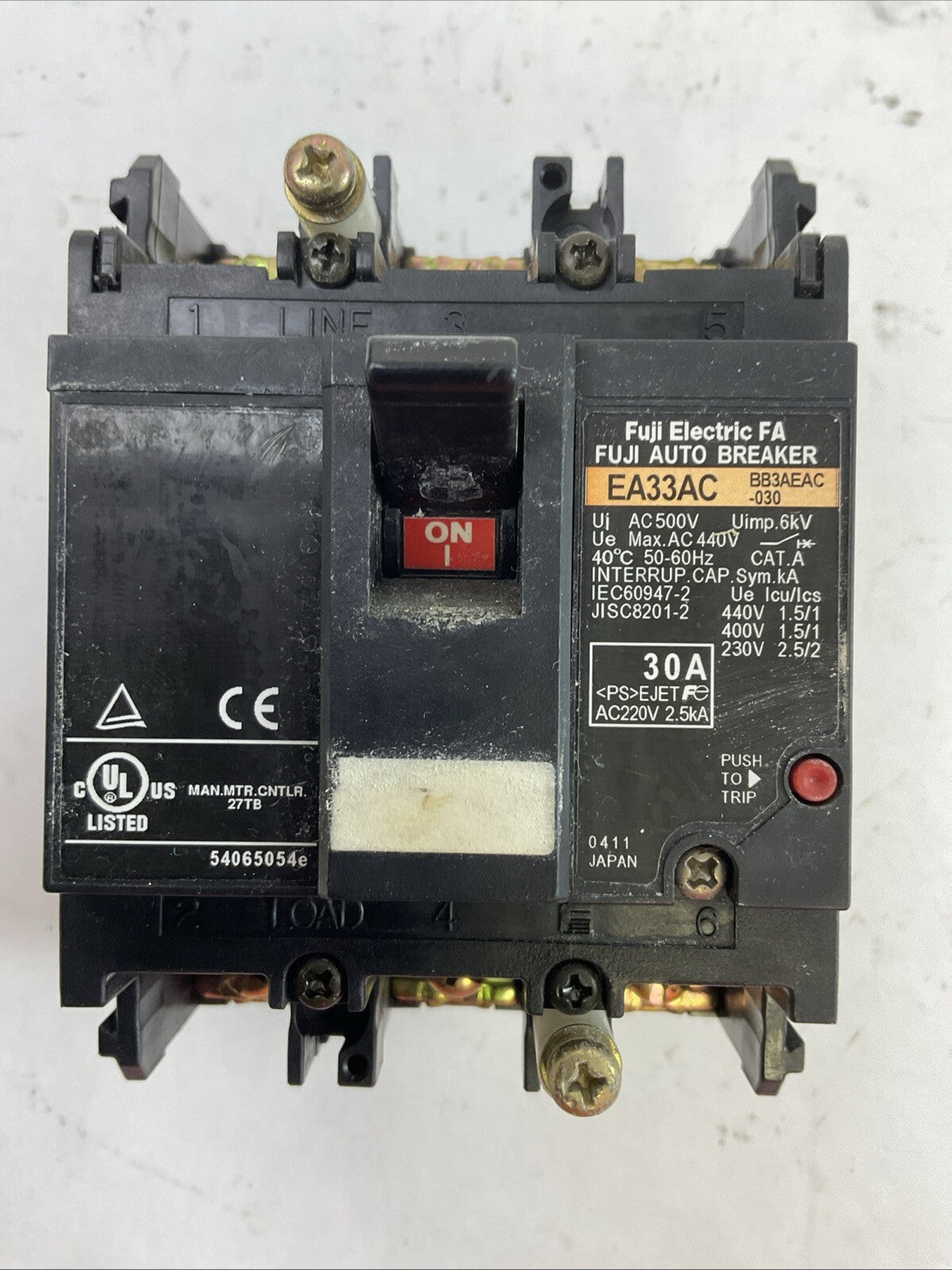 FUJI ELETRIC FA EA33AC AUTO BREAKER 30A 220VAC 2.5kA 3POLE 3HP 3PH0