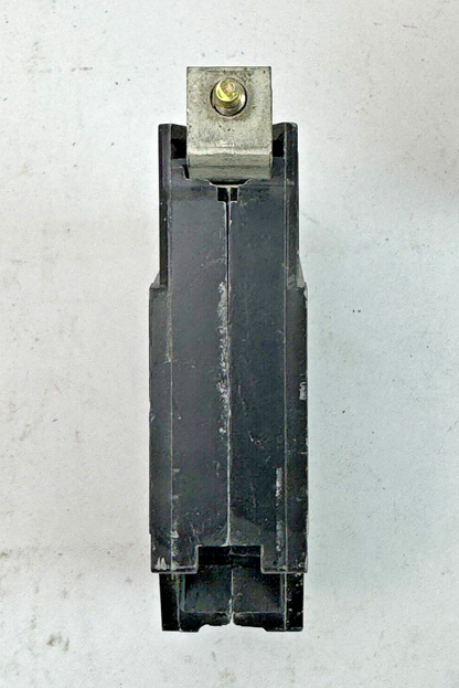 GE *LOT OF 3* - THQB120 - CIRCUIT BREAKERS - 1 POLE, 20 A, 240 VAC, TYPE THQB5