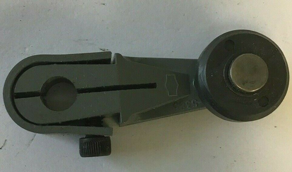 CUTLER HAMMER 10316H200B ROTARY LEVER 2