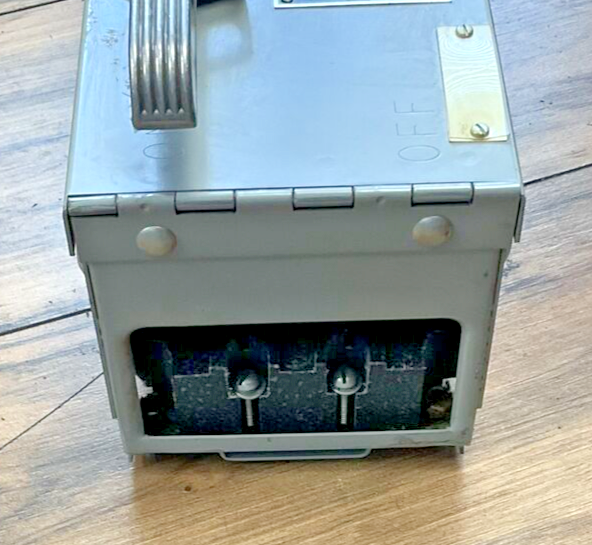 ITE V7B2212LR VACU-BREAK CLAMPMATIC 3HP 250V 1PH 30A 2POLE3