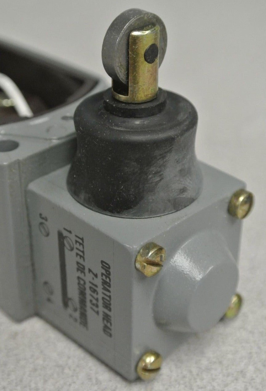 ALLEN-BRADLEY 802T-K1J1 OILTIGHT LIMIT SWITCH Ser. D / NON-PLUG-IN / NEW SURPLUS3