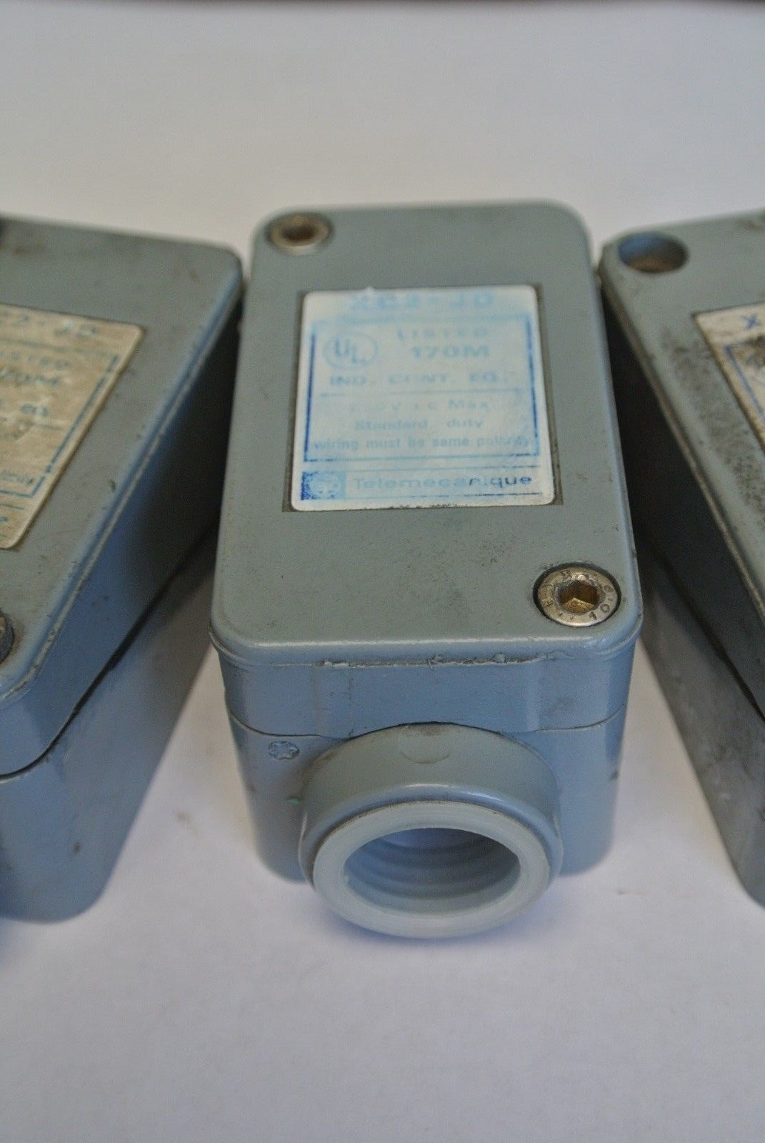 TELEMECANIQUE XC2-JD LIMIT SWITCH BODIES (LOT of 3) - NEW SURPLUS?1