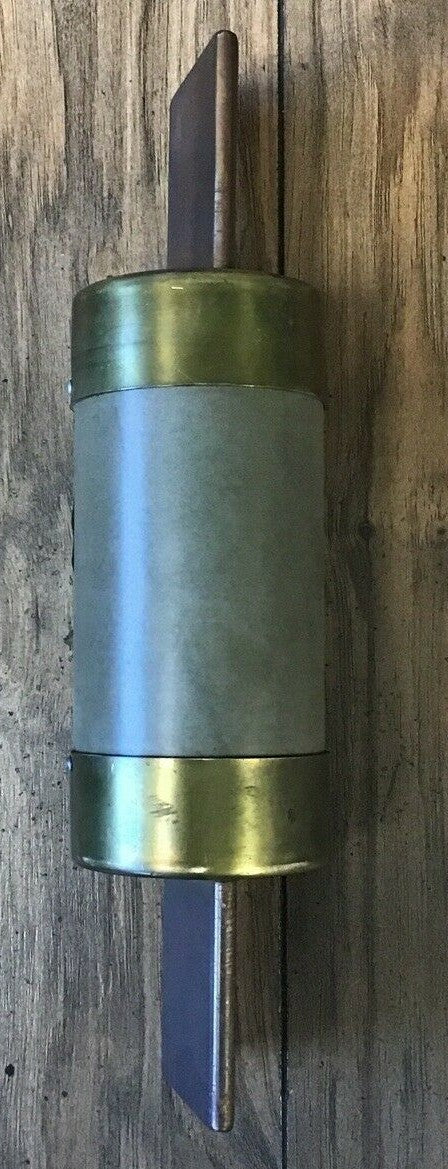 PIERCE PV-79  NON-RENEWABLE FUSE 550A 250V 3