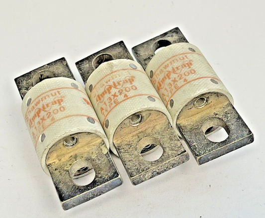 SHAWMUT - *LOT OF 3* - A13X200 TYPE 4 - AMPTRAP 130 VAC, 350 A0