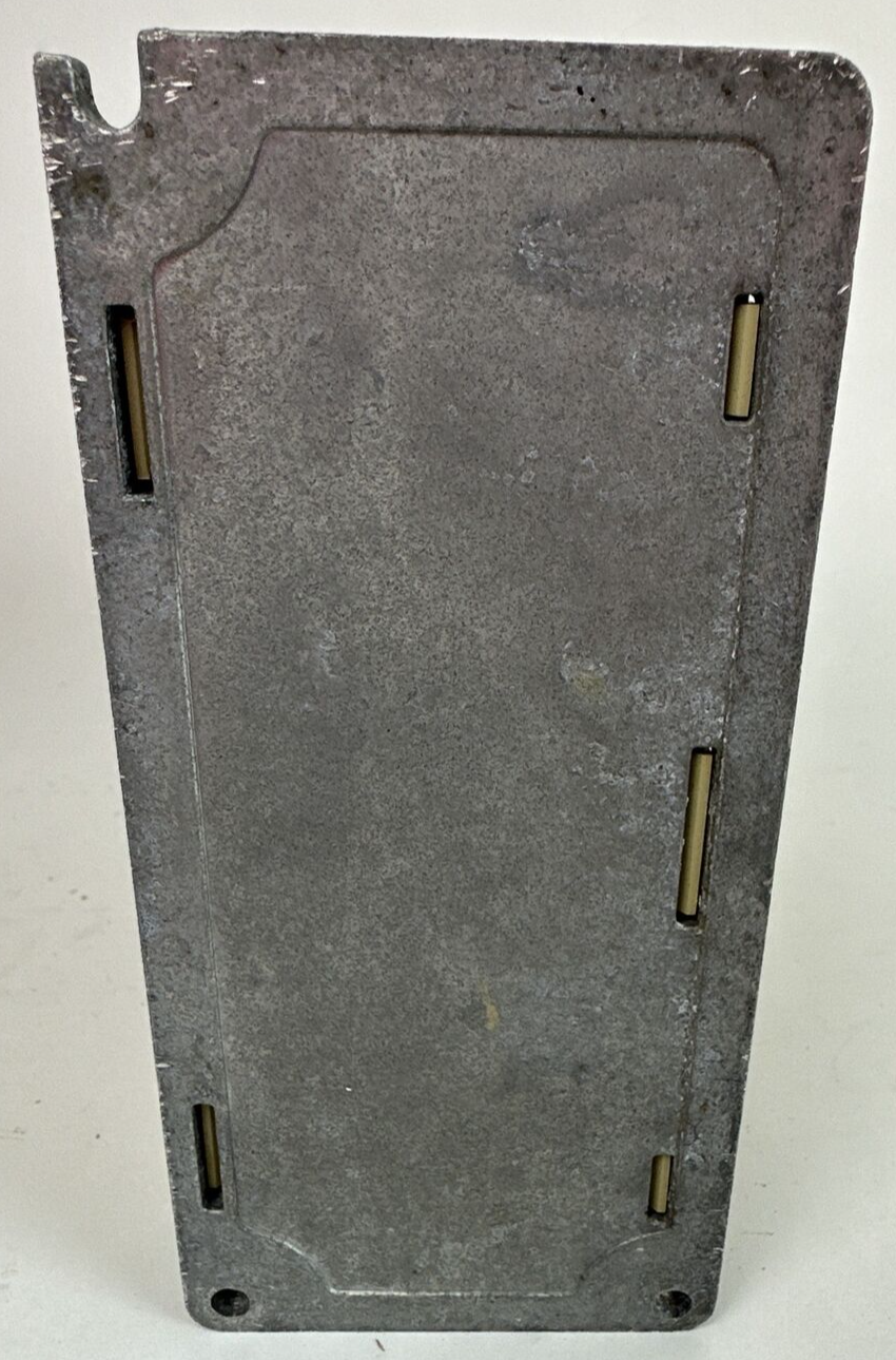 YASKAWA SGDS-08A01A SERVOPACK OUTPUT 3PH 0-230VAC 5.5A 750W INPUT 1PH 200-230VAC5