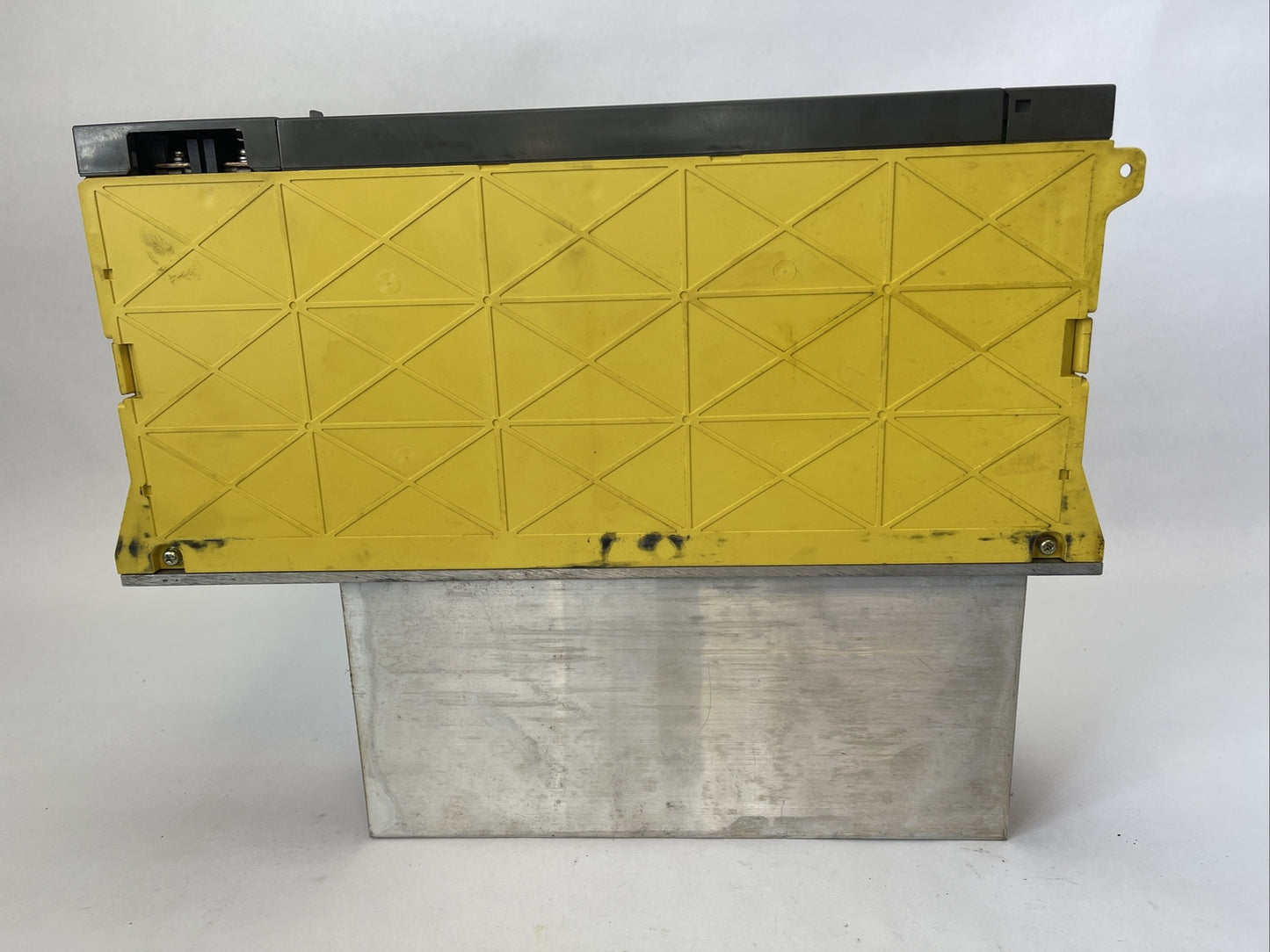 FANUC A06B-6077-H111 POWER SUPPLY SER B INPUT 200-230VAC 49A OUTPUT 283-325VDC5