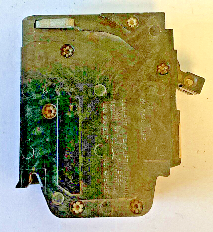 CROUSE-HINDS MH240 CIRCUIT BREAKER TYPE CTL 120/240VAC MH/MM ***LOTOF2***3