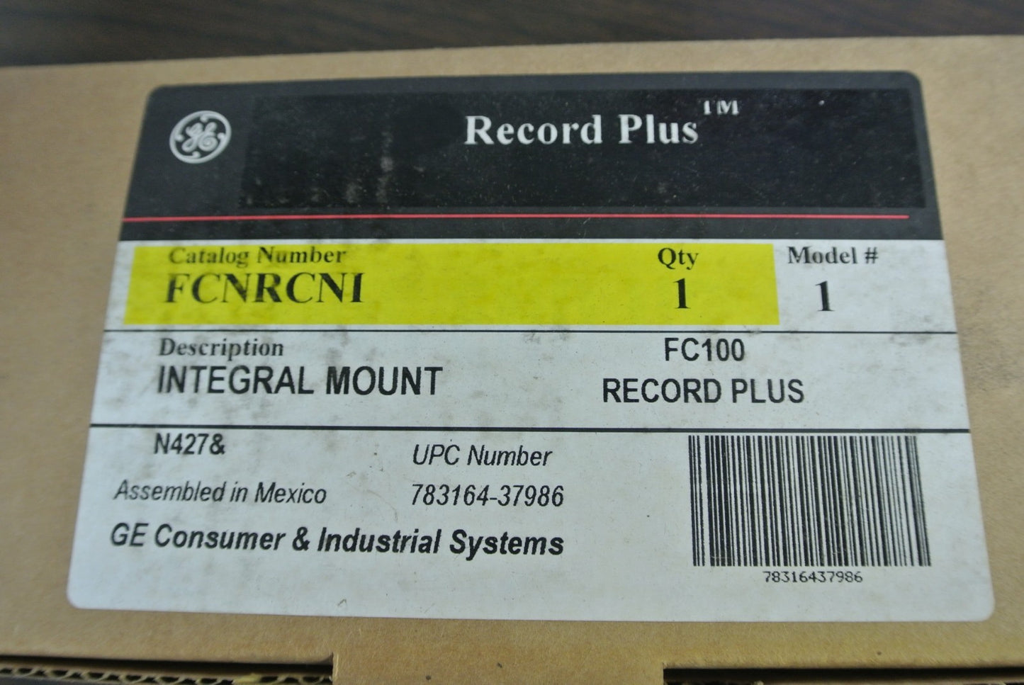 GE FCNRCNI INTEGRAL MOUNT HANDLE OPERATOR for FC100 BREAKER - NEW SURPLUS1